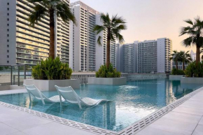 7 Mins To Dubai Mall & Burj2br Sterling Omniya